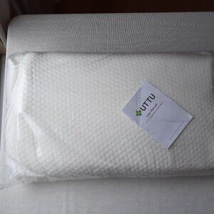 New Queen Size Cervical Memory Foam Bed Pillow for Neck Support